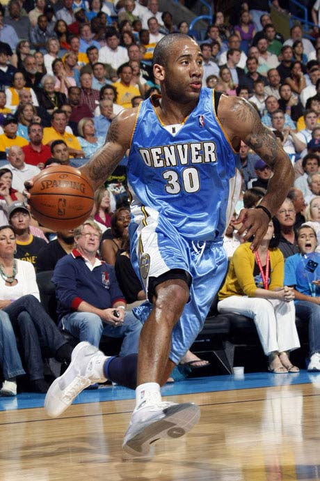 赛场迎接全 赛场迎接全